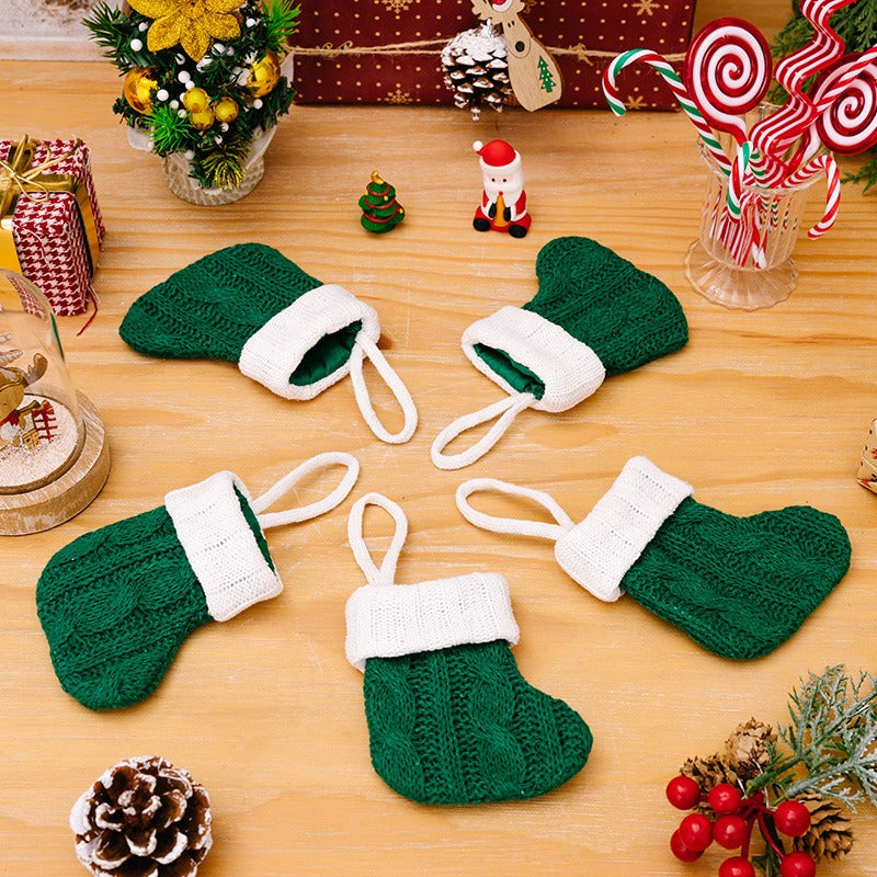 New Christmas Decorative Supplies Green Knitted Socks Mini Christmas Socks Hangers Christmas Tree Decorative Socks