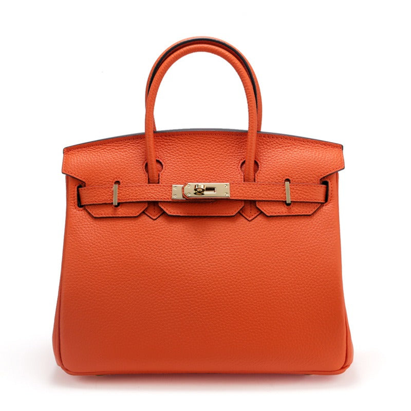 *2025 Handbag Alert* New shoulder bag in up to 22 colors and 2 sizes