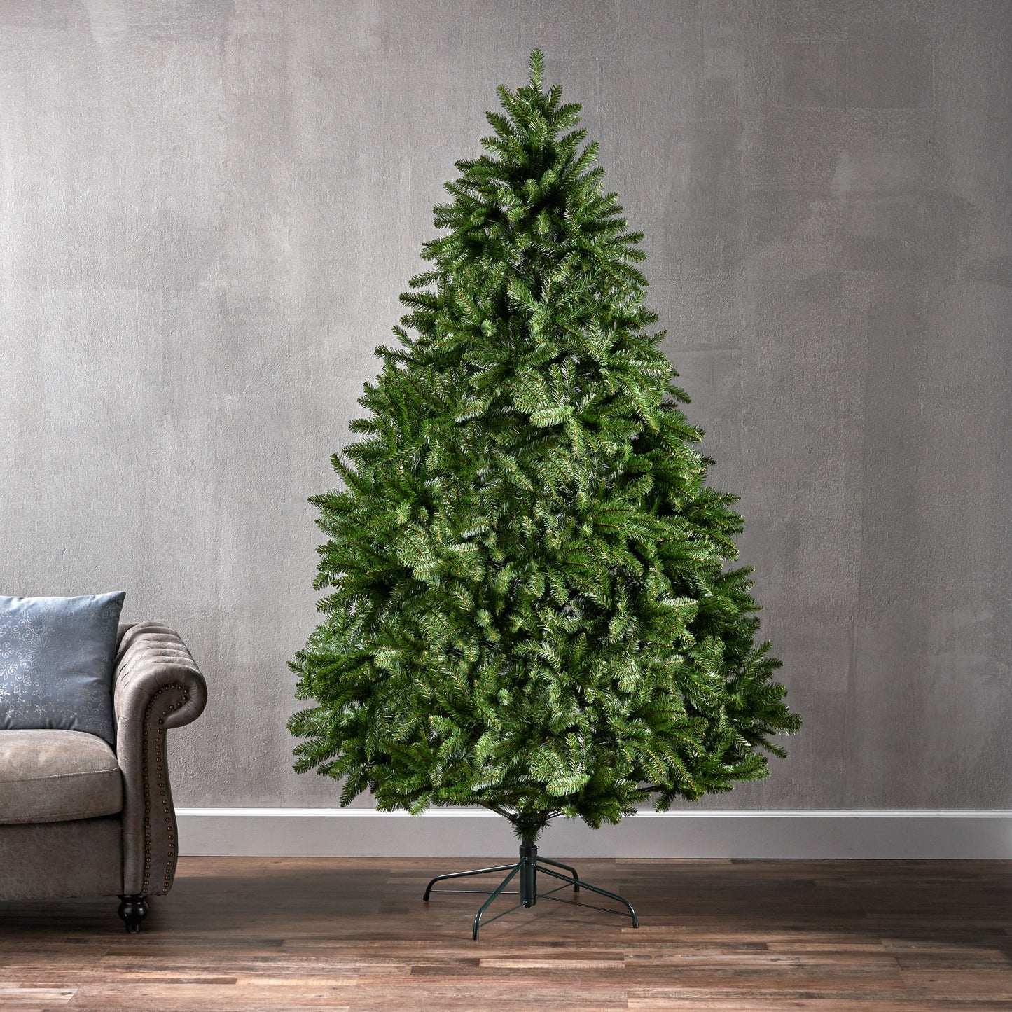 Christmas Tree 7 'Norway Hinged Tree with 2231 Tips,Dia:58