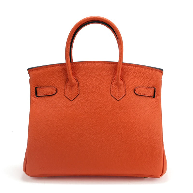 *2025 Handbag Alert* New shoulder bag in up to 22 colors and 2 sizes
