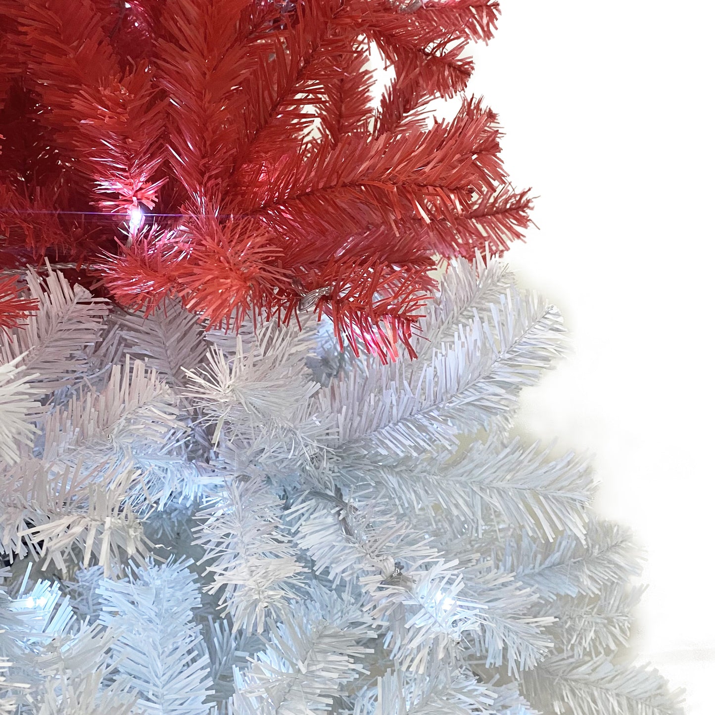 *New Christmas Tree Alert* 6FT hinge fir, artificial. Curved top Christmas tree, bendable, 1250 lush branch hints, 300 LED Christmas lights