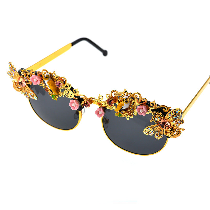 New Fashionable and Elegant Classical Sunglasses, Artistic Pearl Inlaid Sunglasses, Banquet Gifts, Fashionable Diamond Inlaid Sunglasses