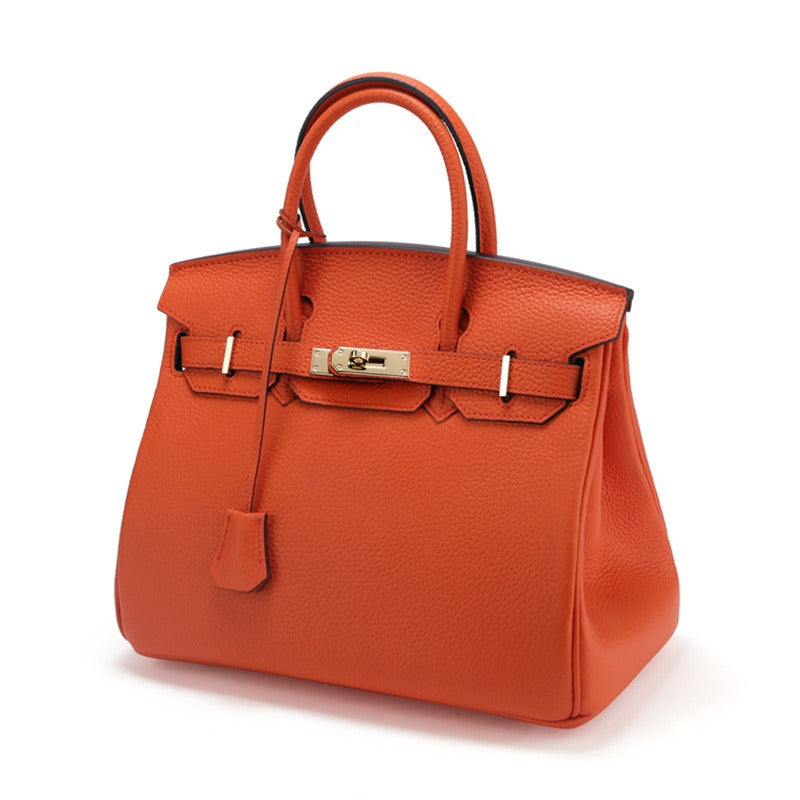 *2025 Handbag Alert* New shoulder bag in up to 22 colors and 2 sizes