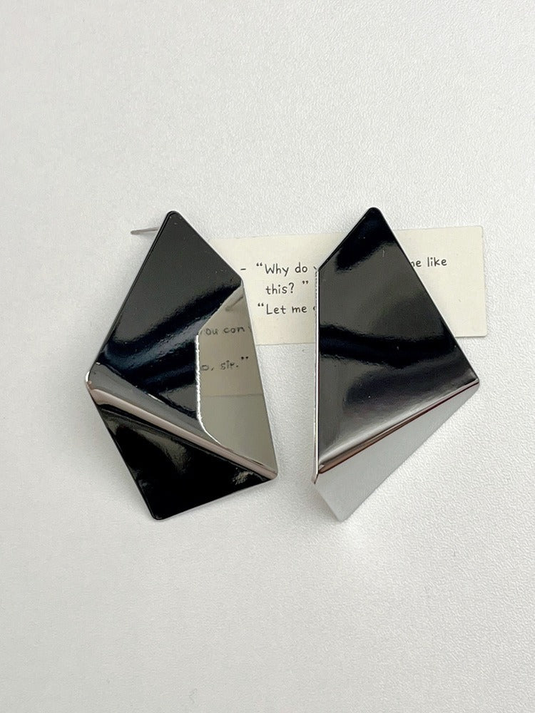 Niche design exaggerated geometric metal glossy diamond earrings