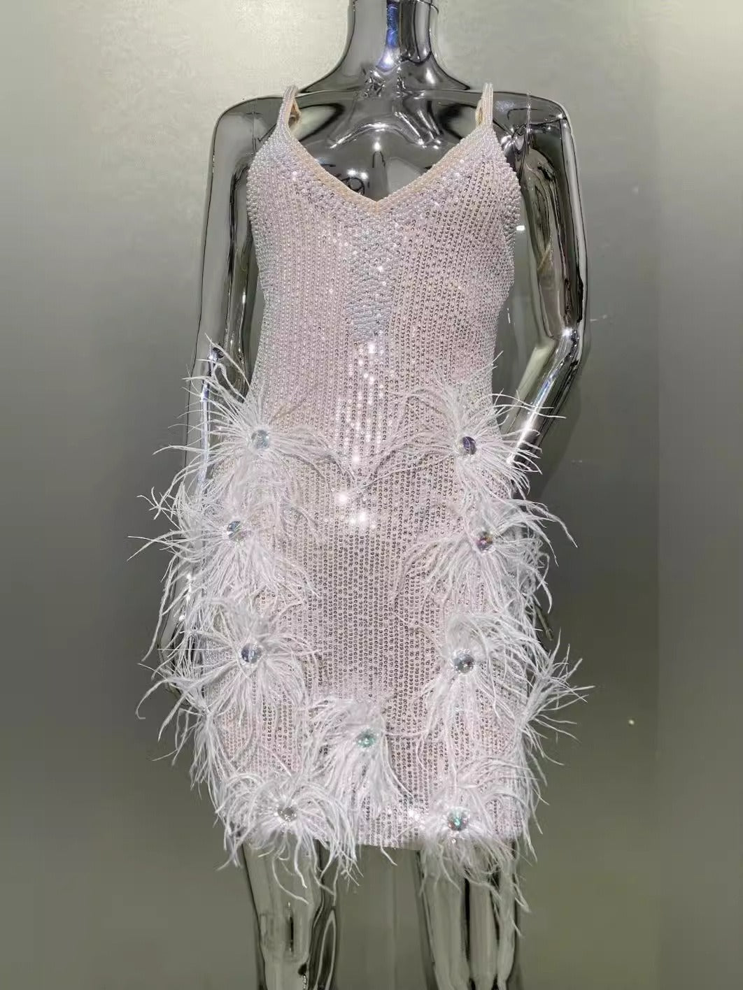 sparkling diamond feather low-cut sequin suspender dress