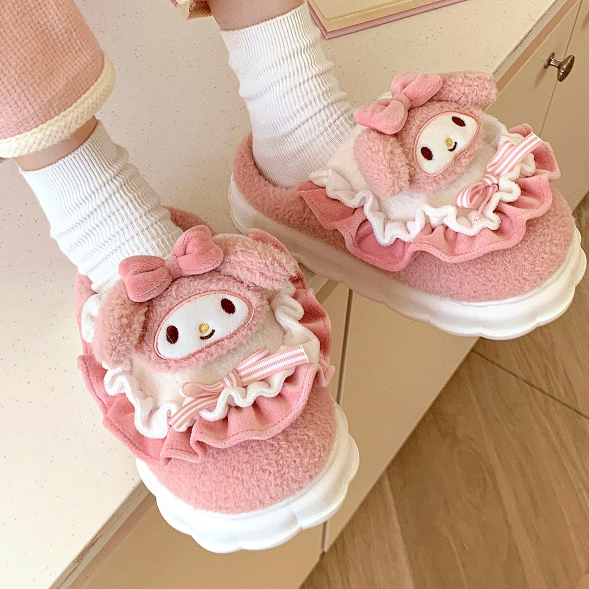 Jade Gui Dog Cotton Slippers for Women's Autumn and Winter New Thick Sole Anti slip and Warm Wrapped Slippers for External Wear