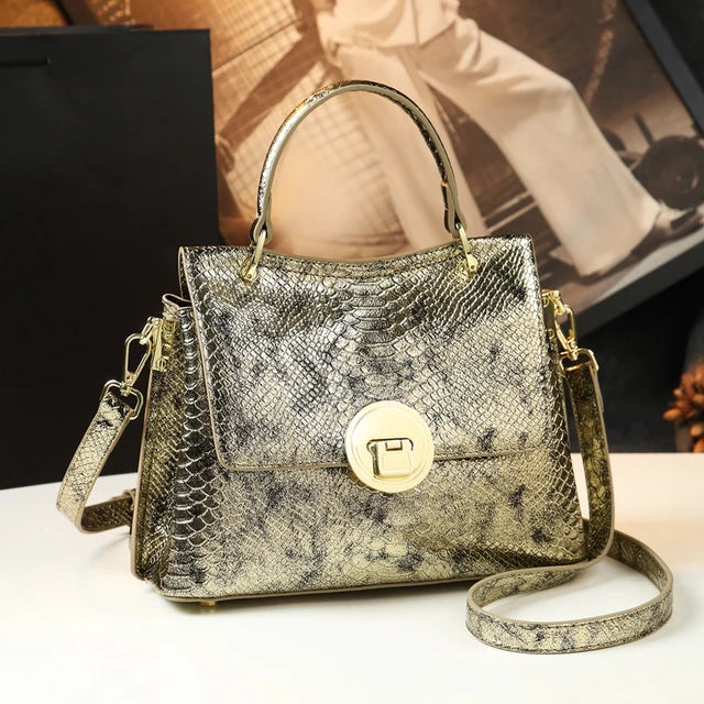 Luxury Fashion Women's Bag. Niche Small Handbag. Can be worn as Shoulder Crossbody Bag.