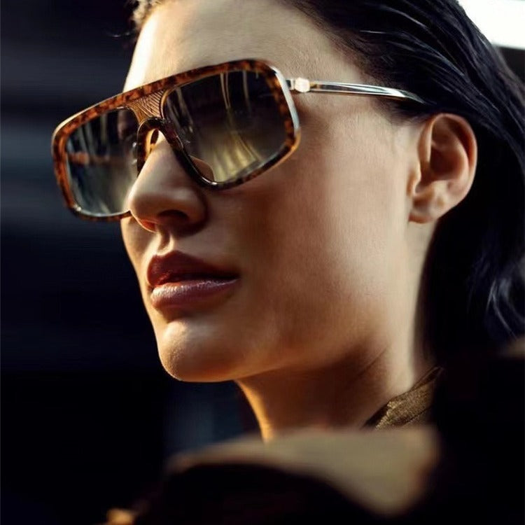 Punk style sunglasses, niche street men's and women's sunglasses trend